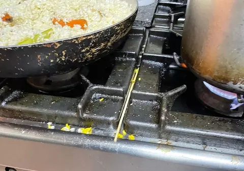 Restaurantul Trattoria Roma din Drumul Taberei, închis de ANPC, după ce clienții s-au plâns pe Facebook