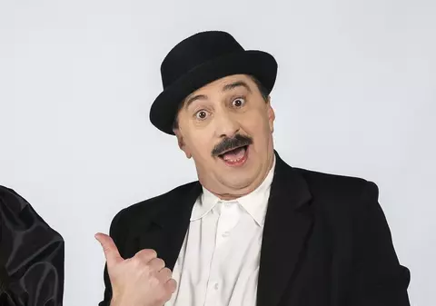 Cum și-a câștigat Romică Țociu primii bani: „Vara plecam pe litoral şi vindeam gogoşi sau sucuri pe plajă”