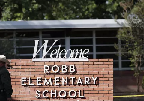 Școala din Texas unde în urmă cu o lună au fost uciși 19 copii va fi demolată
