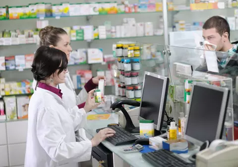 La ce prețuri au ajuns Colebilul și siropul pentru copii care s-a scumpit cu peste 40%. Ce urmează?