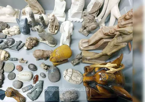 80 de artefacte din patrimoniul cultural egiptean, găsite la un control de rutină pe aeroportul Otopeni