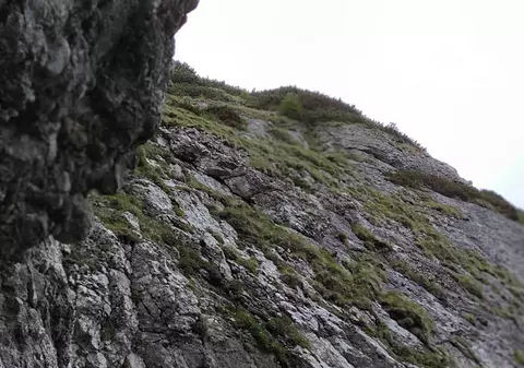 Turist străin, ucis de trăsnet în timpul unei drumeţii în Munții Bucegi