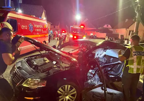 Un șofer băut și drogat care circula cu 125 km/h prin Oradea a rănit patru persoane, încercând să scape de polițiști