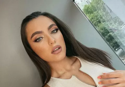 Alexia Eram a luat permisul de conducere. A făcut școala de trei ori: „Aveți o nouă șoferiță în oraș”