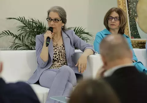 Eveniment Avantaje: „Endometrioza este un punct dureros. Alege responsabil pentru viitorul tău!”