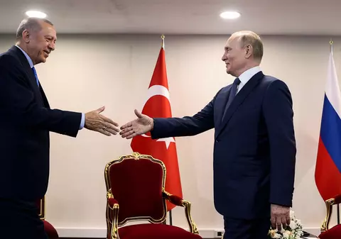 Putin vrea să cumpere și el drone turcești Bayraktar, simbolul rezistenței ucrainenilor împotriva armatei sale