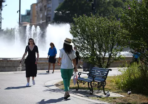 România a intrat sub alertă meteo de caniculă. Până la cât vor ajunge temperaturile