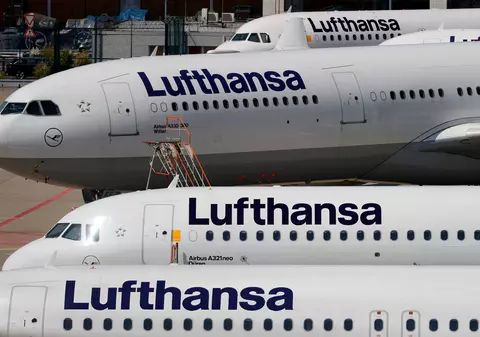 Lufthansa anulează peste 1.000 de zboruri programate miercuri în Germania, din cauza grevei personalului de la sol