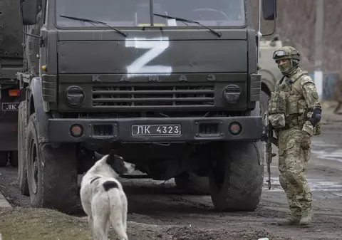 Tot mai mulți tineri ruși încearcă să evite serviciul militar, de teamă să nu ajungă să lupte în războiul din Ucraina