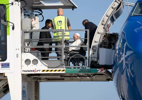 Papa Francisc, la începutul călătoriei în Canada, spune că are "o mare dorință" de a vizita Kievul