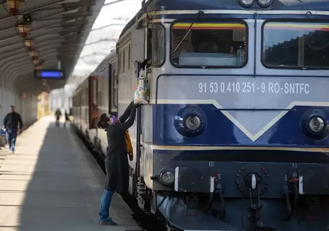 CFR Călători va reduce numărul posturilor, dar asta „nu implică disponibilizări”