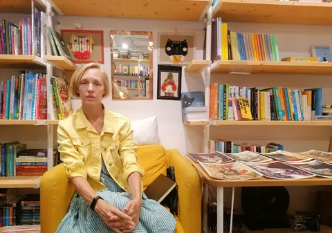 Confesiunea despre război a unei ilustratoare ucrainene, care și-a lansat volumul în România: „Avem obligaţia de a nu omorî oamenii din noi cu ură”