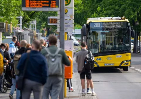 Transportul public aproape gratuit din Germania a redus aglomerația din trafic