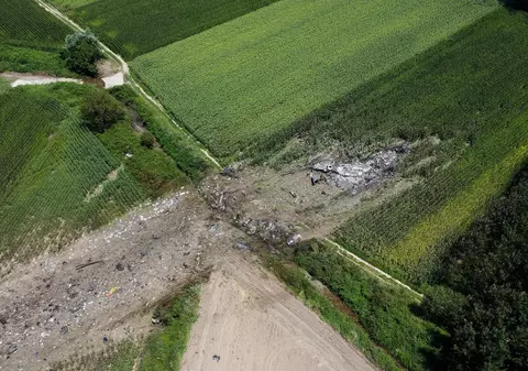 De ce transporta un avion militar ucrainean armament sârbesc în Bangladesh? Explicațiile oficiale de la Belgrad, după accidentul din Grecia