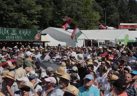 Cinci persoane depistate cu droguri la Tabăra de Vară de la Tuşnad, unde a participat și Viktor Orban