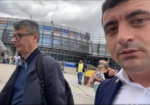 Virgil Popescu anunță că depune plângere împotriva lui George Simion, după ce acesta l-a urmărit pe aeroportul din Viena