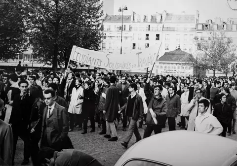 Europa, între ura de sine, revoluție și libertate. De ce războiul lui Putin oferă Occidentului ocazia de a-și regăsi consensul moral