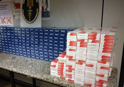 Un român a fost prins pe Aeroportul Henri Coandă cu trei geamantane pline cu țigări de contrabandă. De unde venea bărbatul