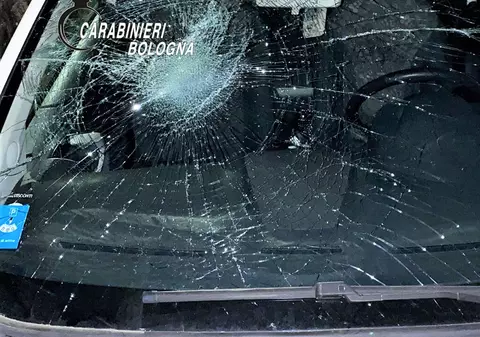 Româncă bătută de soț în Italia, din cauză că nu a vrut să se plimbe cu el. „Violența fizică și psihologică durează de 20 de ani”