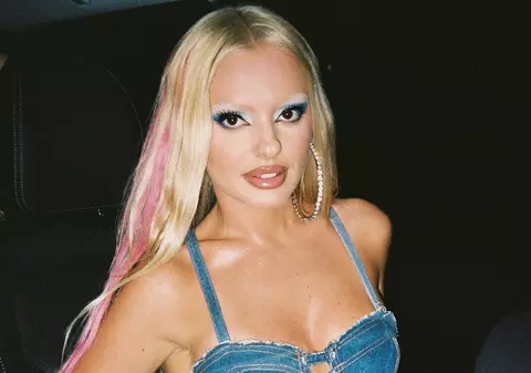 Alexandra Stan, din nou pe mâna medicului estetician. La ce procedură a apelat artista. „În sfârșit am ajuns pe patul meu preferat”