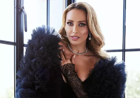 Fanii din România, revoltați după un spectacol susținut de Iulia Vântur în India. „Ai scăpat ușor dacă nu ți-au cerut spectatorii banii înapoi”