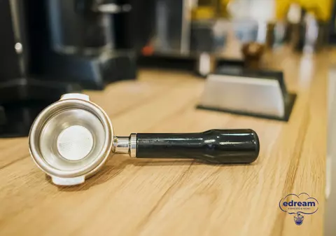 Unde găsești espressoare și accesorii barista pentru a prepara cafeaua bună așa cum îți dorești? 