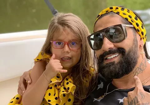 Connect-R, lecție de viață de la fiica lui în vârstă de 8 ani: „Vai de părintele care nu ascultă de copil”