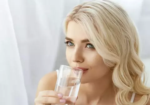 Top 7 alimente care deshidratează! Evită să le consumi pe caniculă