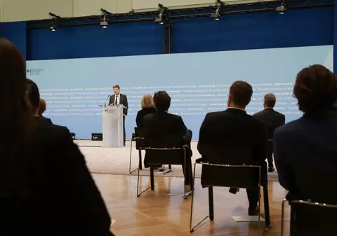 Doi oficiali din Ministerul german al Economiei, suspectaţi de spionaj în favoarea Rusiei