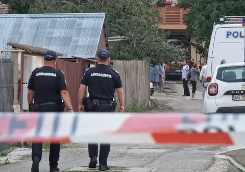 Închisoare pe viață pentru bărbatul din Argeș care și-a ucis cinci membri ai familiei, între care o fetiță de 5 ani