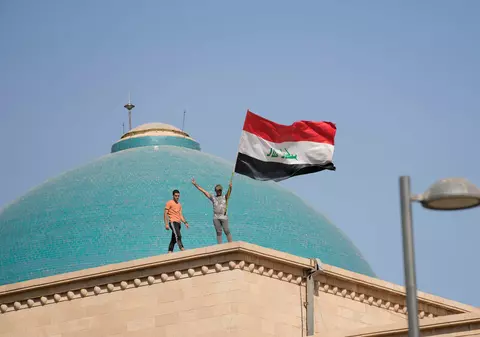 Cum a oprit un cleric în vârstă de 92 de ani, în tăcere, alunecarea Irakului înapoi în război