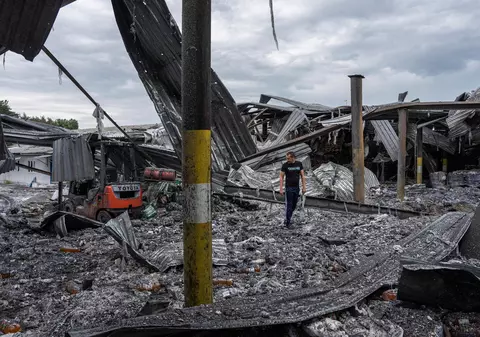 Război în Ucraina, ziua 160 | Kievul spune că a doborât 7 rachete rusești. A opta a lovit regiunea Liov