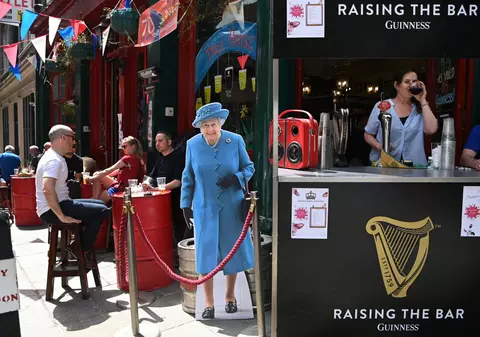 „Apocalipsa pub-urilor”. Peste 70% din barurile britanice nu se așteaptă să supraviețuiască crizei energetice din iarnă