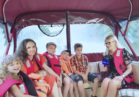 Cum se descurcă Raluca de la ex-Angels cu 5 copii. Nu are bonă: „Sunt cheltuieli foarte mari zilnice, banii se duc”