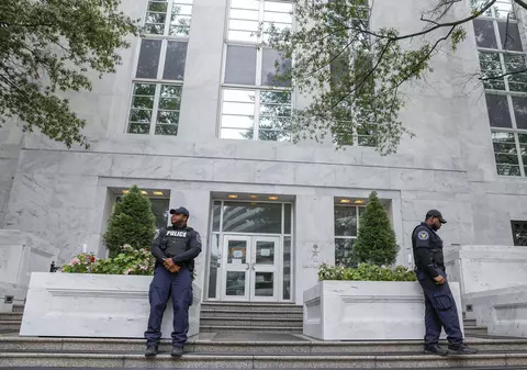 Doi jurnaliști au fost uciși pe o autostradă din Columbia