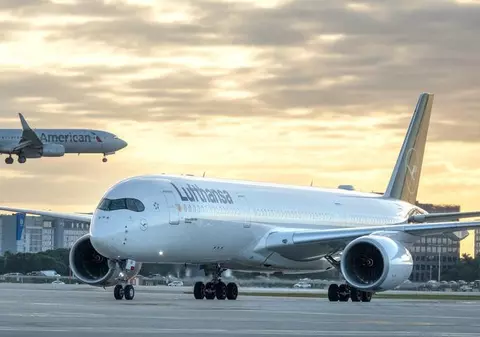 Aterizare de urgenţă pe Aeroportul Otopeni, după ce un pasager Lufthansa a făcut atac de cord în avion