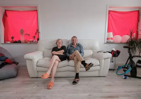 Viața unei familii de români care a ajuns să se simtă mai acasă în Danemarca: „În România rămâneam la faza de «dă-mi două țigări la bucată». De aici am mers la Londra de cinci ori”