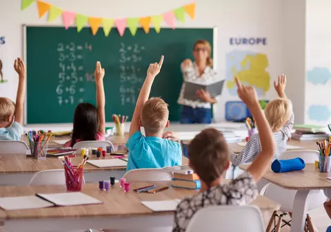 Reduceri la rechizite şcolare în oferta PC Garage de astăzi, 7 septembrie