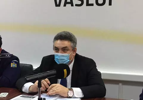 Șeful IPJ Vaslui renunță la funcție după ce a fost filmat cu mașina de serviciu la supermarket, dar spune că plecarea nu are legătură cu incidentul