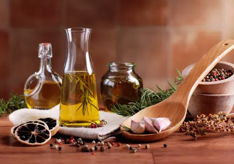 Care este diferența dintre uleiul presat și uleiul rafinat