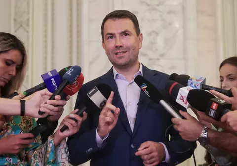 Drulă le cere lui Iohannis și Ciolacu să retragă legile educației, după demisia lui Sorin Cîmpeanu. „Un plagiator a scăpat. Dar mai sunt”