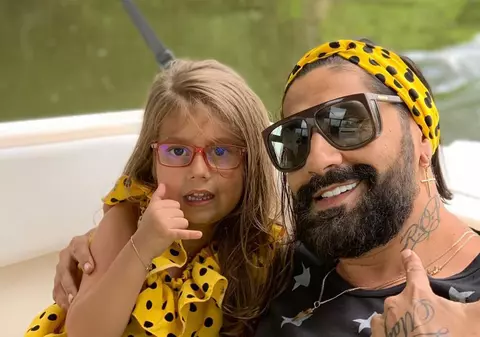 Connect-R a renunțat la barbă. Cum a reacționat fiica lui când l-a văzut: „Ești urât și îți cade fața”