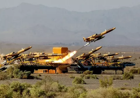 O nouă armă „înfricoșător de eficientă” a ajuns în mâna Rusiei și este folosită intens pe frontul ucrainean: drona kamikaze iraniană