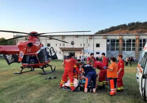 Muncitorii arși în explozia de la Orșova nu au fost transferați în străinătate. Unul dintre ei e în stare critică, spun medicii