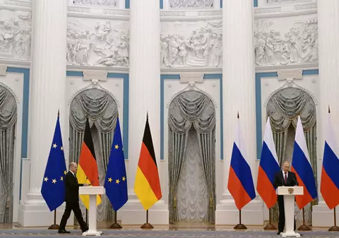 Olaf Scholz spune că discută cu Putin mereu „pe un ton prietenesc”. Ultima oară au vorbit timp de 90 de minute