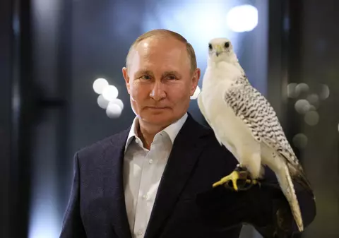 Putin a aprobat noua doctrină de politică externă a Moscovei, bazată pe „lumea rusă”, concept care justifică intervenția în Ucraina