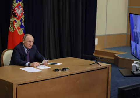 Putin acuză Occidentul că este gata să provoace o „baie de sânge” și spune că războiul din Ucraina este consecința prăbușirii URSS