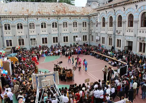 Sorin Cîmpeanu: „Părinții au acces în unitățile de învățământ la festivitățile care marchează începerea cursurilor noului an școlar”