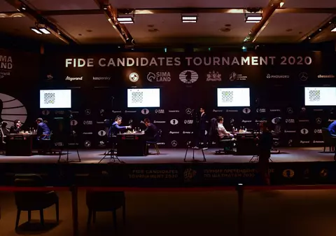 Scandal în lumea șahului. Un tânăr de 19 ani, acuzat că a trișat cu ajutorul unor jucării sexuale când l-a învins pe numărul 1 mondial