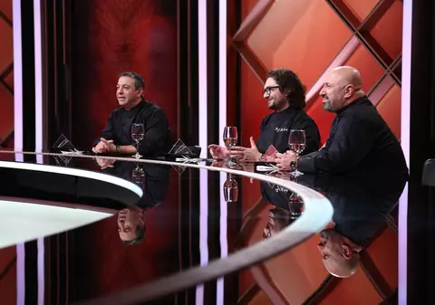 Povești impresionante de viață la „Chefi la cuțite”. O fostă campioană națională la tenis intră în bucătărie: „Mă simt ca la un meci acum, sub presiune”